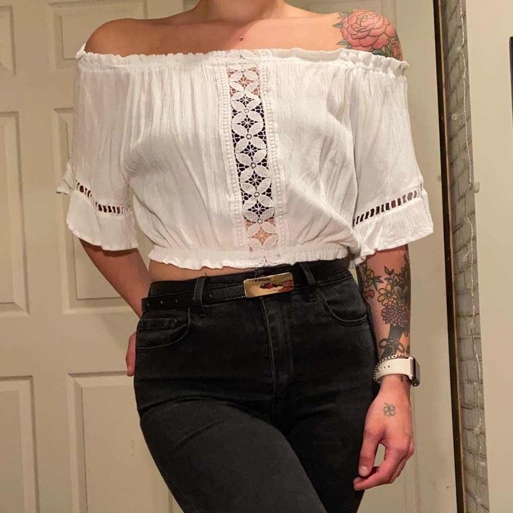 White off shoulder crop top